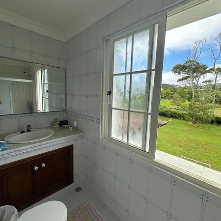 Quarto em Acomodações Particulares Quinta Do Sossego Pico da Pedra